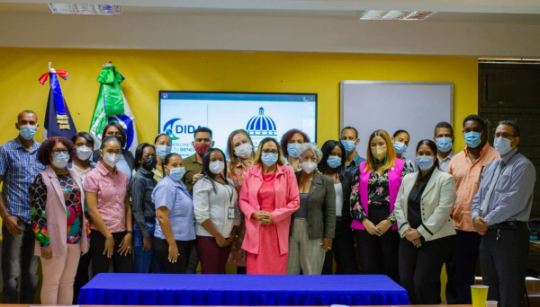 LA DIDA imparte taller a  representantes de Recursos Humanos de ayuntamientos de 10 municipios de la provincia de Azua