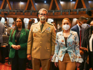 Carolina Serrata Méndez asiste acto “Pacto Social de la República Dominicana, celebrado en la UASD