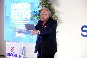 Directora General de la DIDA Carolina Serrata Méndez, elogió los logros y desafíos que ha enfrentado la SISALRIL