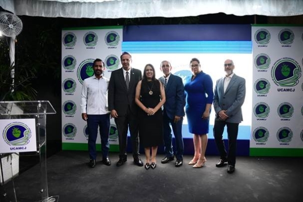 Carolina Serrata Méndez destaca importancia de nuevas unidades cardiovasculares en la Clínica Cruz Jiminián para la salud comunitaria