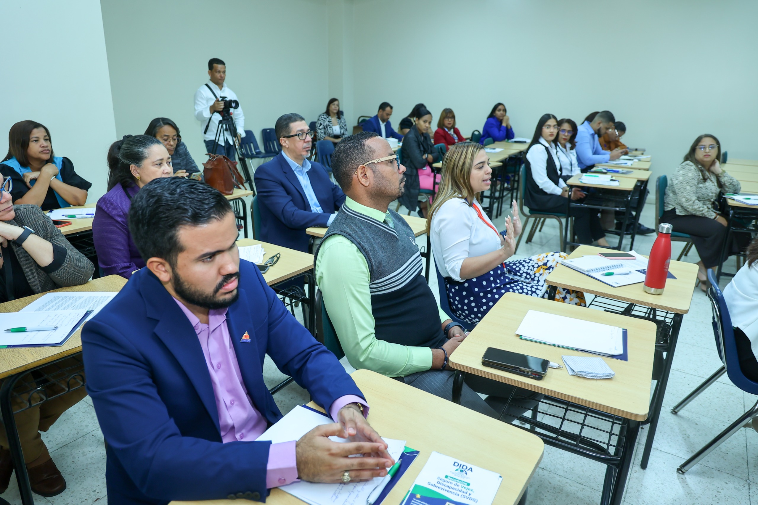 La DIDA y el INAP inician capacitación a servidores públicos sobre seguridad social