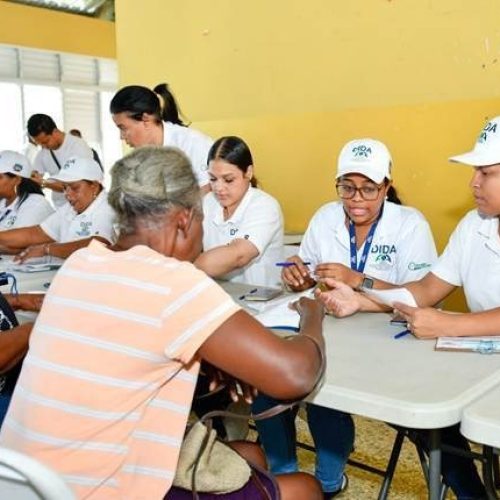 DIDA realiza operativo de orientación y recepción de solicitudes de pensiones solidarias en Yamasá